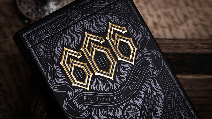 666 Greedy Gold Playing Cards Cartamundi - Image 7