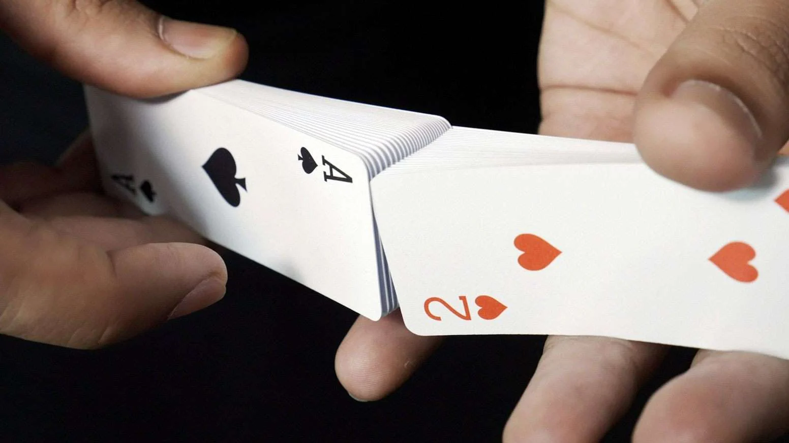 Air Deck v2 Premium Waterproof Playing Cards - Image 9