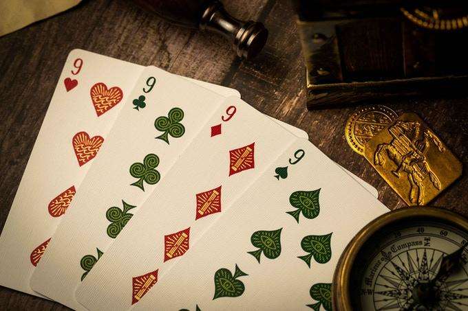 Atlantis Gilded Playing Cards 2 Deck Set USPCC - Image 8
