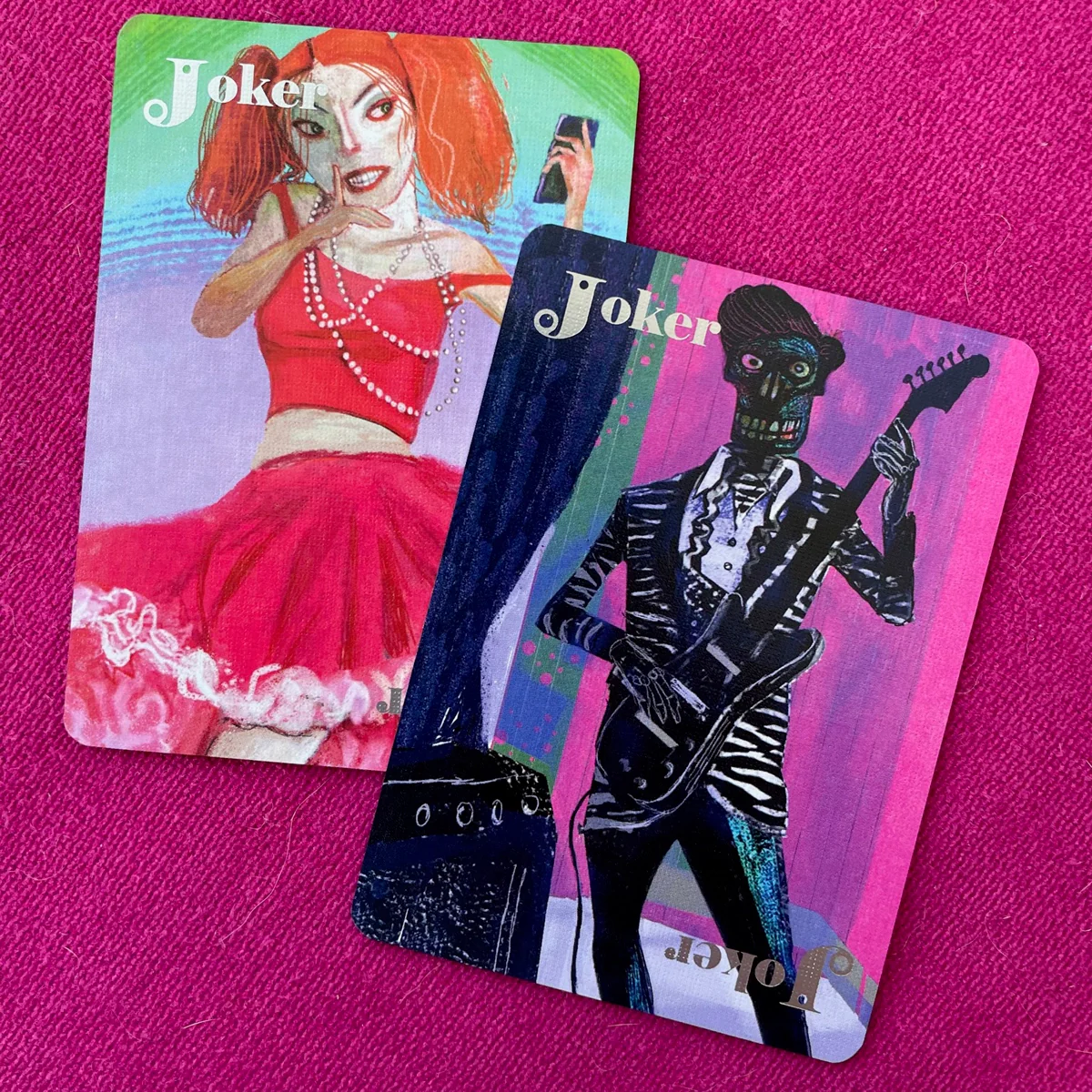 Bag of Bones Playing Cards - Premium Silver Edition - Image 9