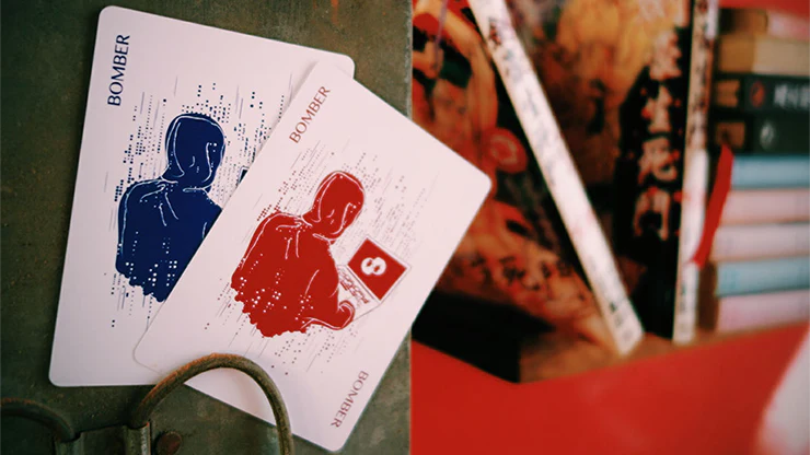 Bomber Collector's 2 Deck Set Blue & Red Playing Cards - Image 2