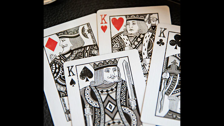 BosKarta LUX Playing Cards LPCC - Image 4