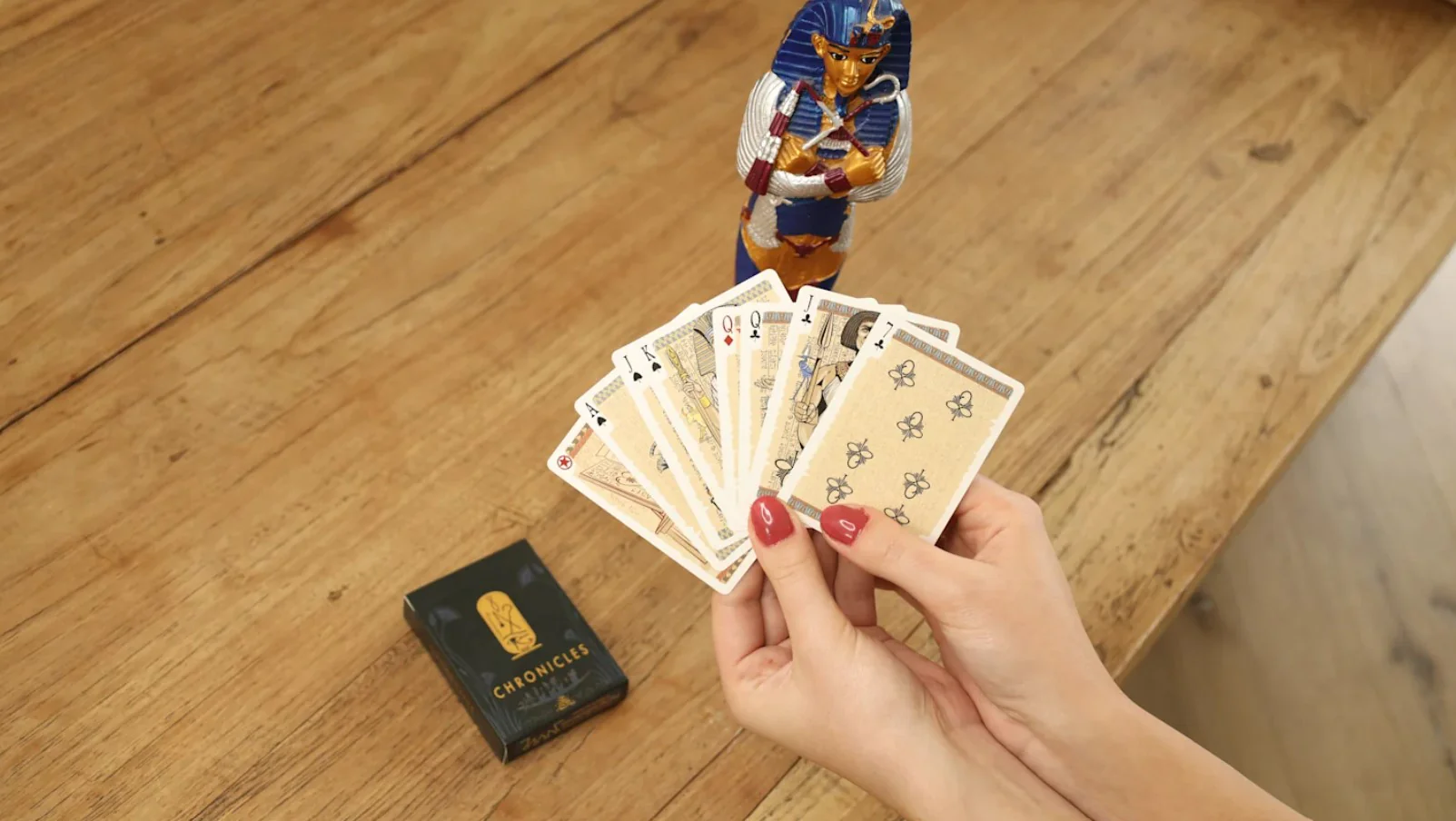 Chronicles Series Egypt Playing Cards: Explore the Ancient Nile - Image 9
