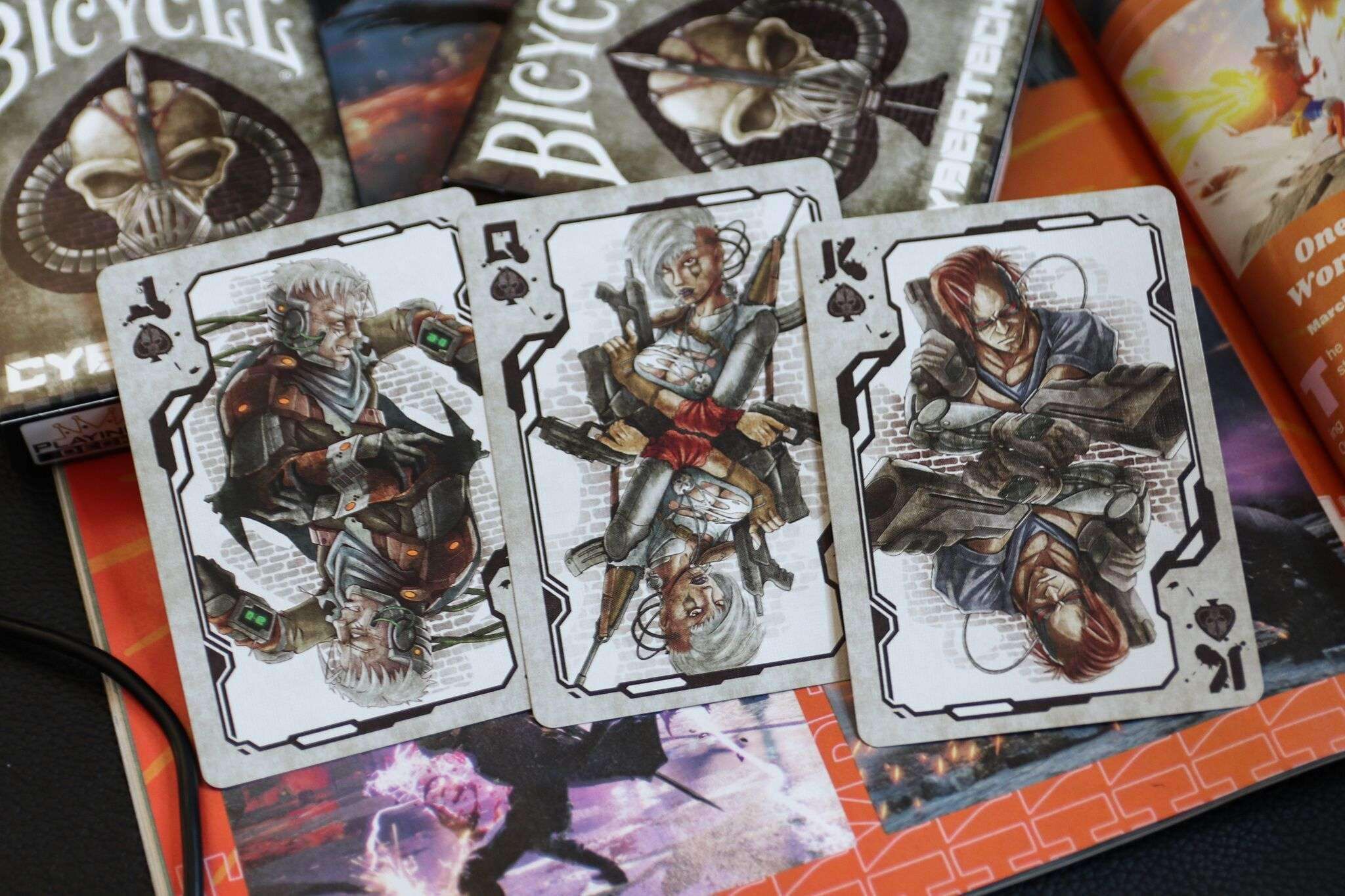 Cybertech Silver Gilded Bicycle Playing Cards - Image 5