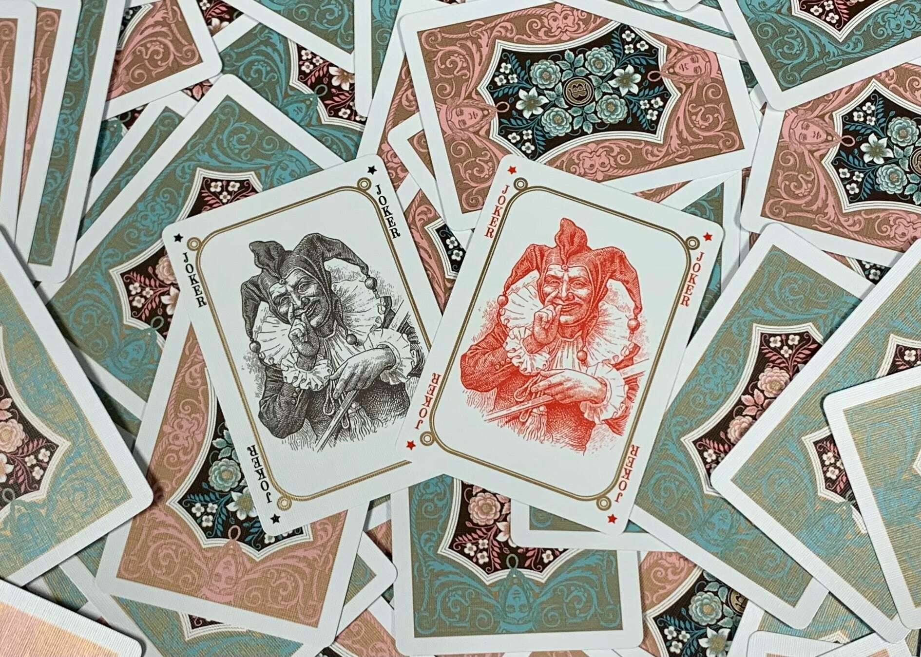 Four Continents Gilded Playing Cards USPCC - Image 14