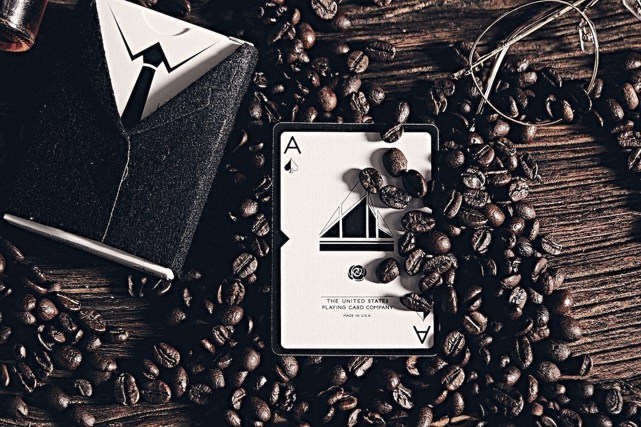 Gentleman Playing Cards USPCC - Image 7
