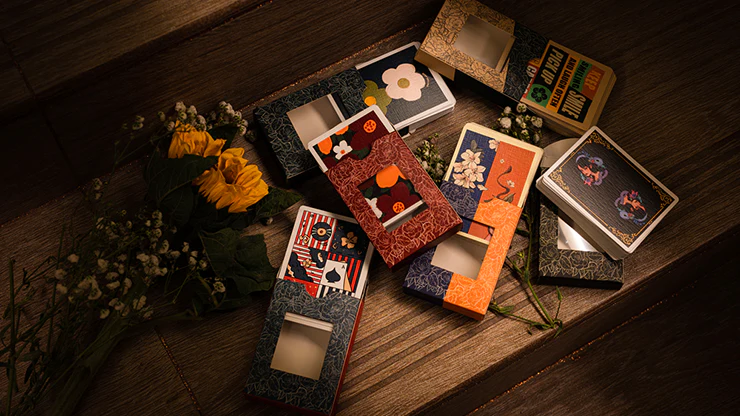 Keep Smiling Playing Cards Collector's Set - Image 5