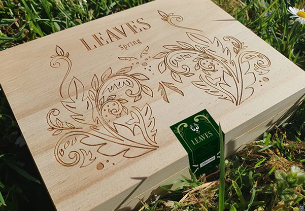 Leaves Wooden Collector's Box Set Playing Cards
