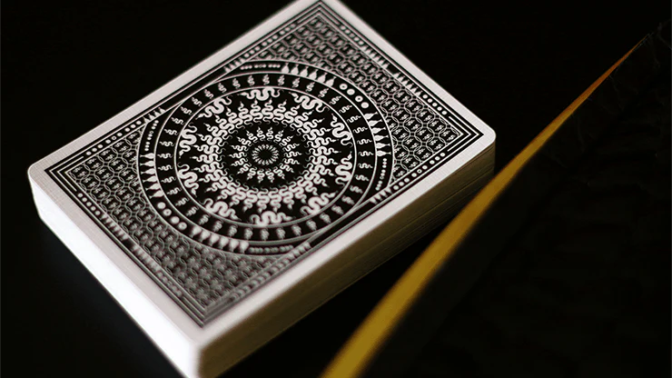 Medusa Marked Playing Cards Cartamundi - Image 5