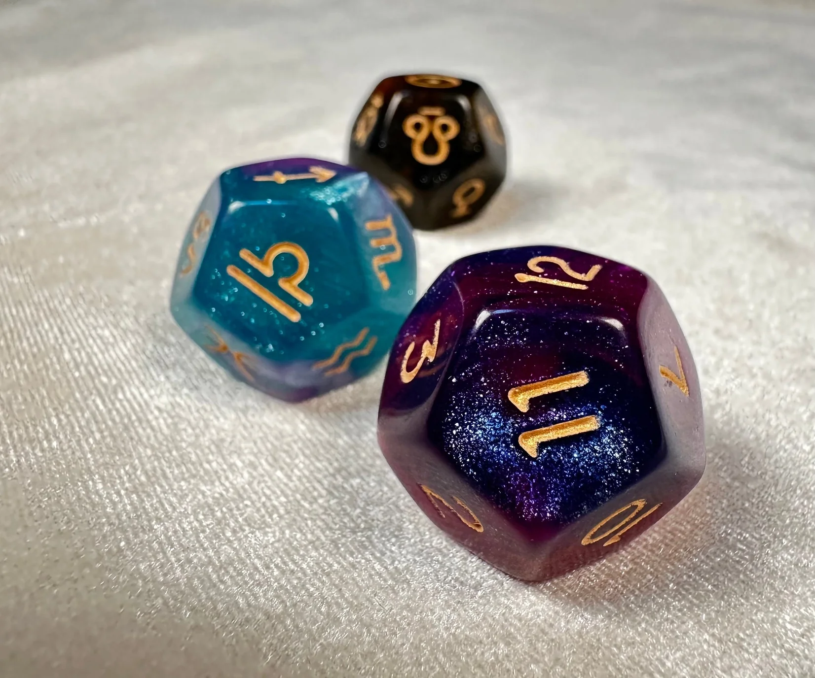Meteodice Galaxy - Themed D12 Astrology Dice