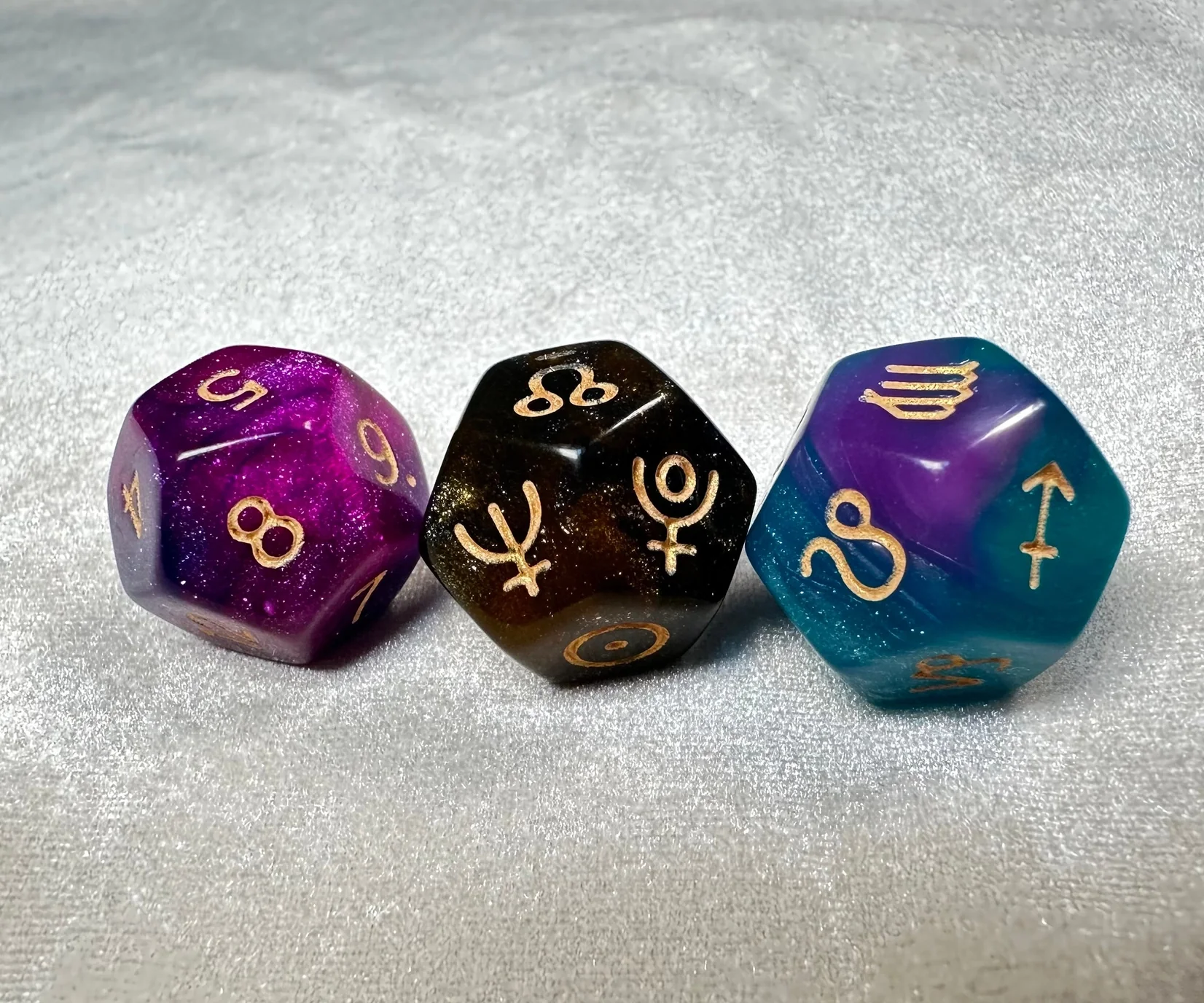 Meteodice Galaxy - Themed D12 Astrology Dice - Image 3