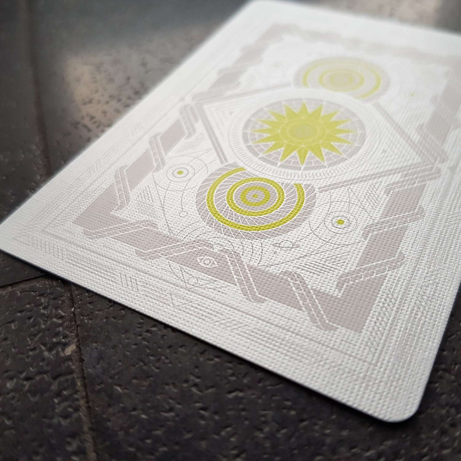 Monolith White Playing Cards USPCC - Image 6