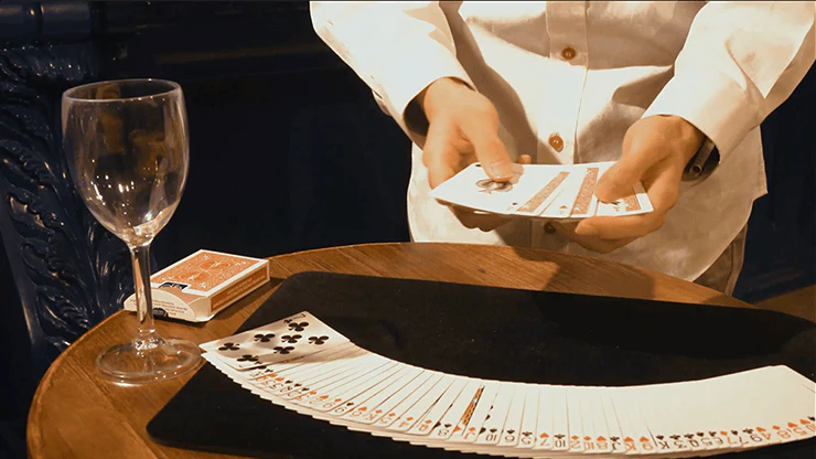 Parlour Collector Card Trick - Image 2