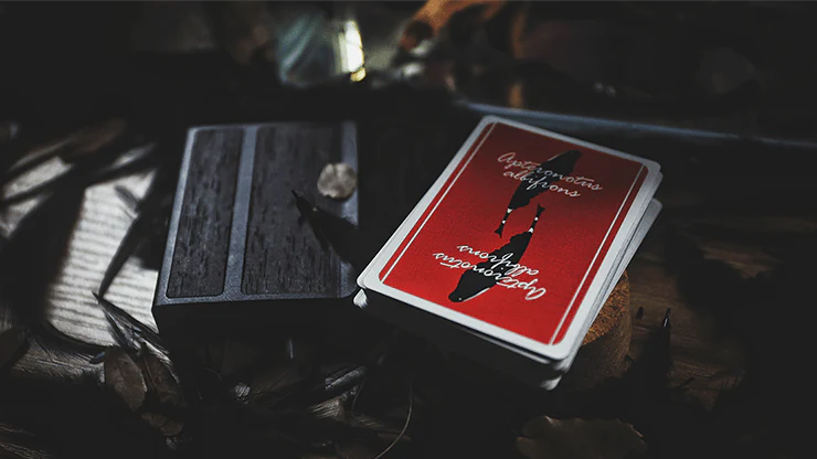 Plume Knife Red Playing Cards - Image 2