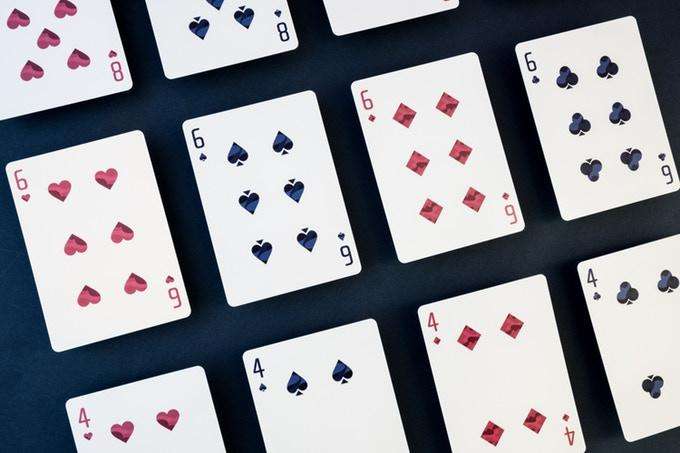POP CAMO Playing Cards USPCC - Image 4