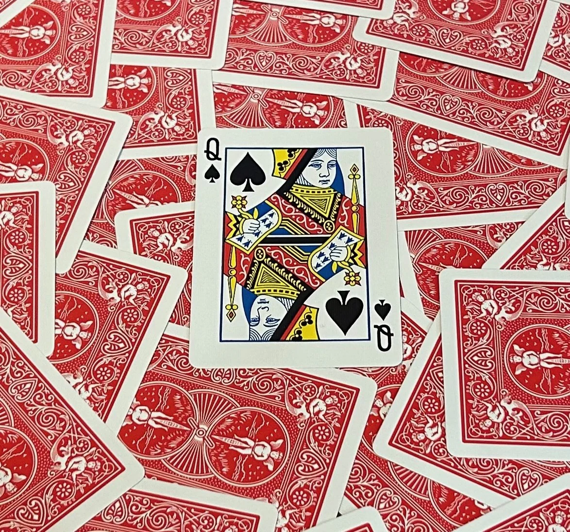 Red One-Way Forcing Deck - Queen of Spades