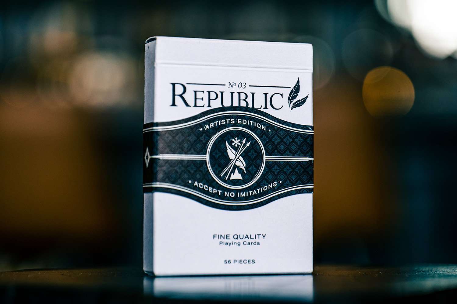 Republic No. 3 Artists Playing Cards Cartamundi - Image 5