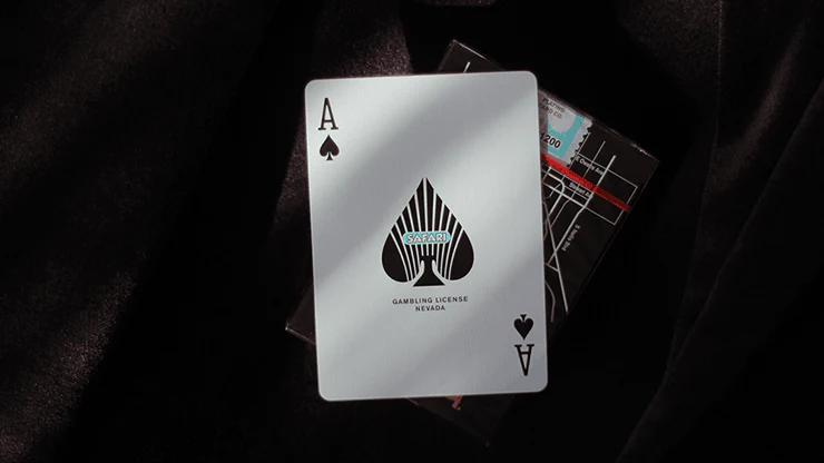 Safari Casino Black Playing Cards USPCC - Image 3