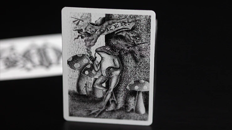 Smoke & Mirrors Anniversary Edition: Green Playing Cards by Dan & Dave - Image 5