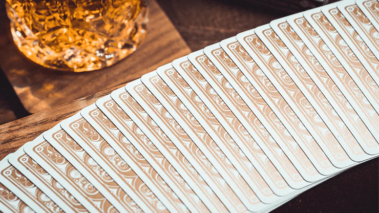 Smoke & Mirrors v8 Gold Deluxe Playing Cards USPCC - Image 3