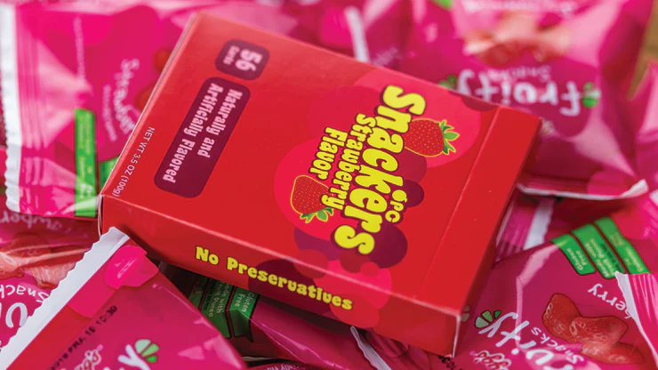 Snackers Strawberry Playing Cards USPCC - Image 6