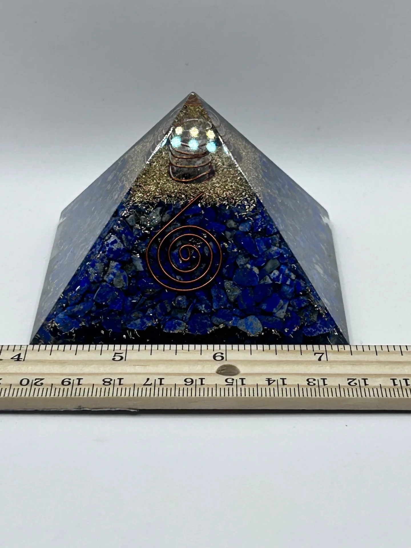 Sodalite Pyramid - Image 3