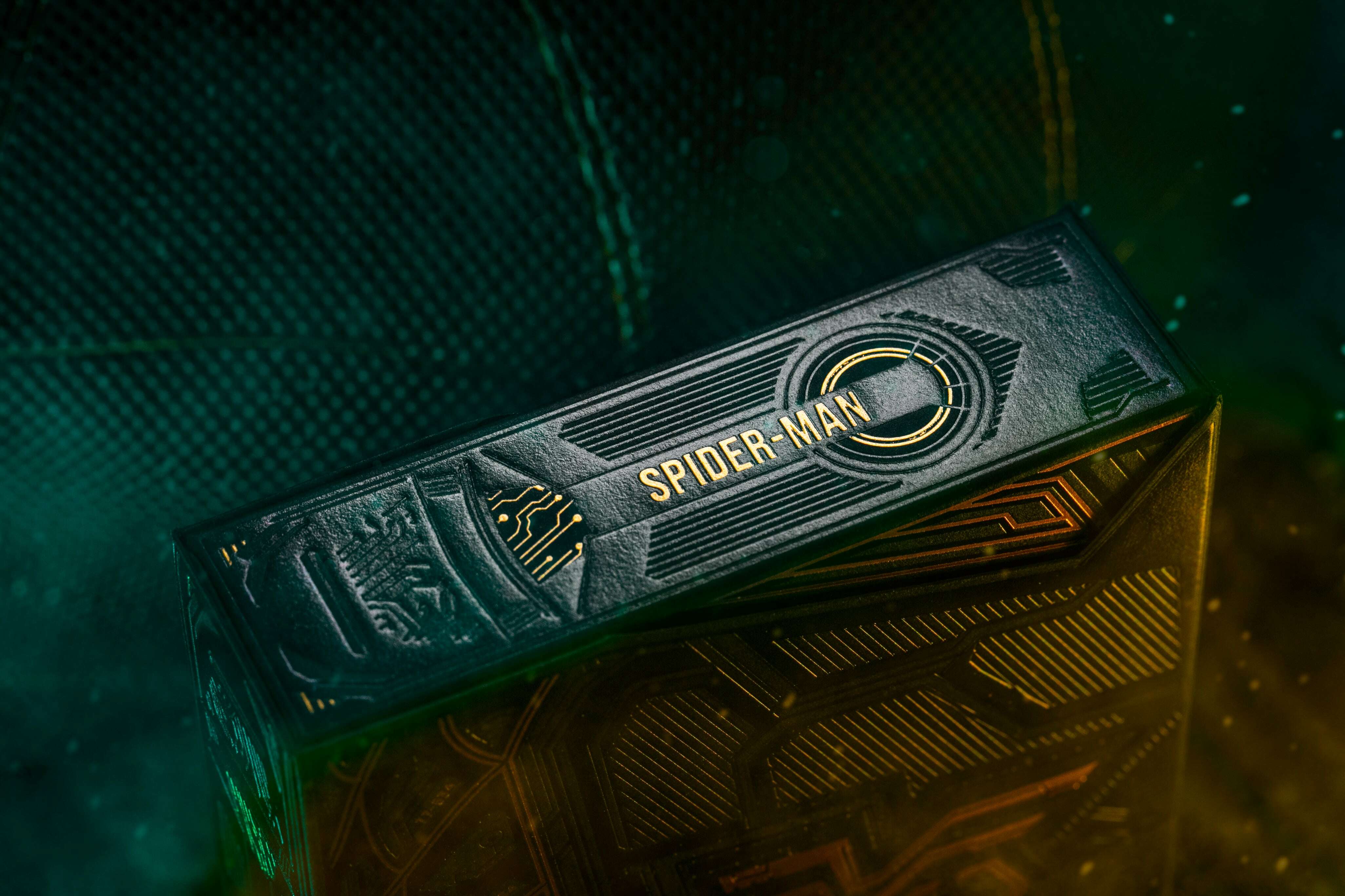 Spider-Man: Black & Gold Playing Cards - Image 3