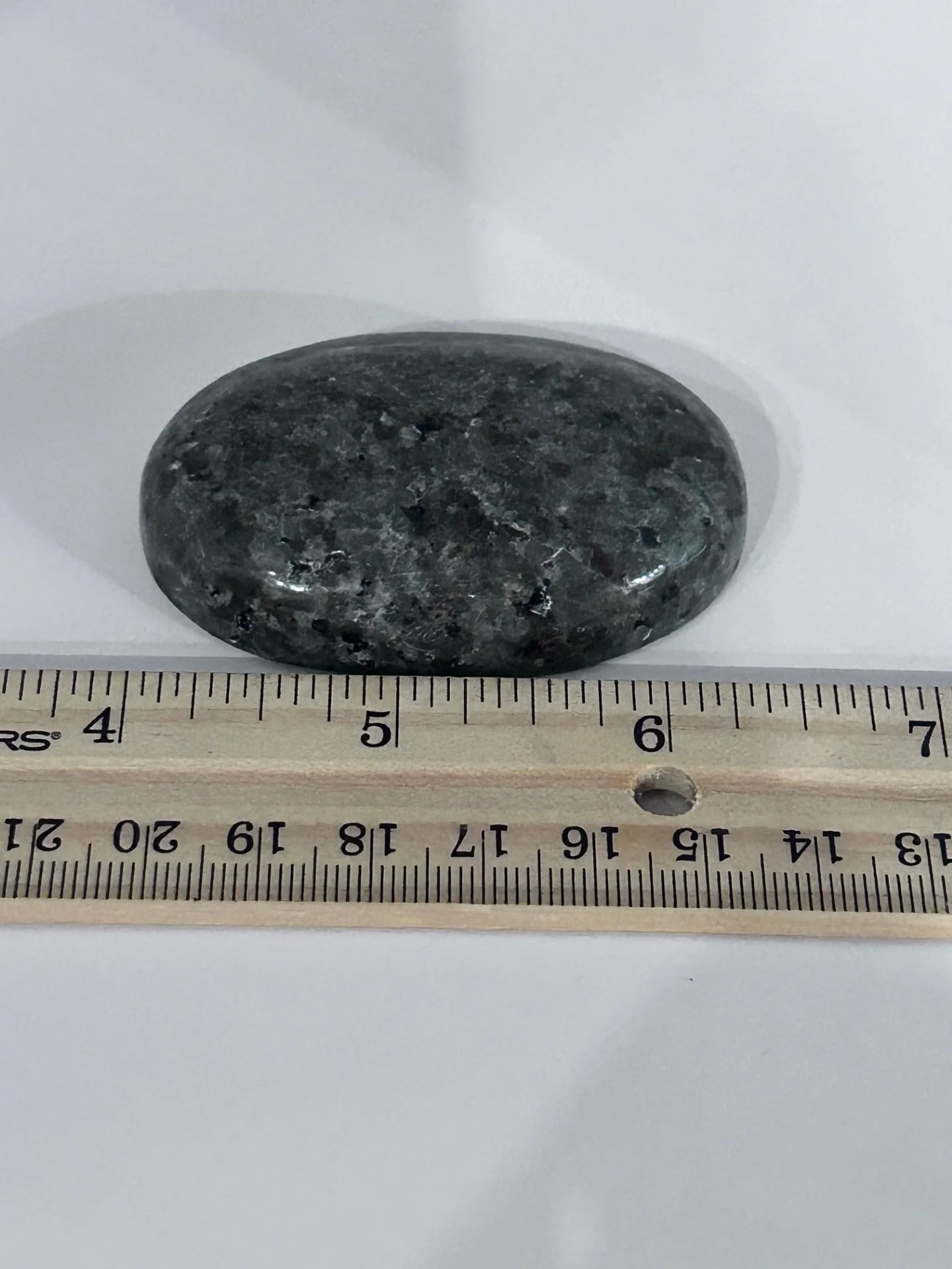 Yooperlite (Syenite with Sodalite) Palm Stone - Image 4